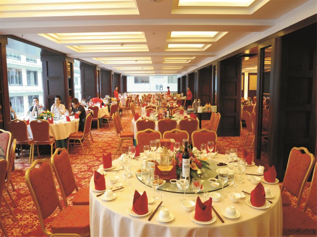 New West Street International Hotel Янгшуо Екстериор снимка