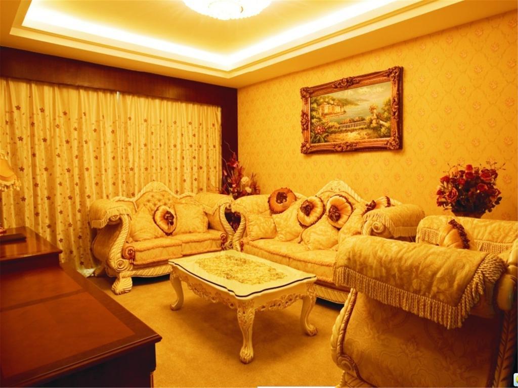 New West Street International Hotel Янгшуо Екстериор снимка